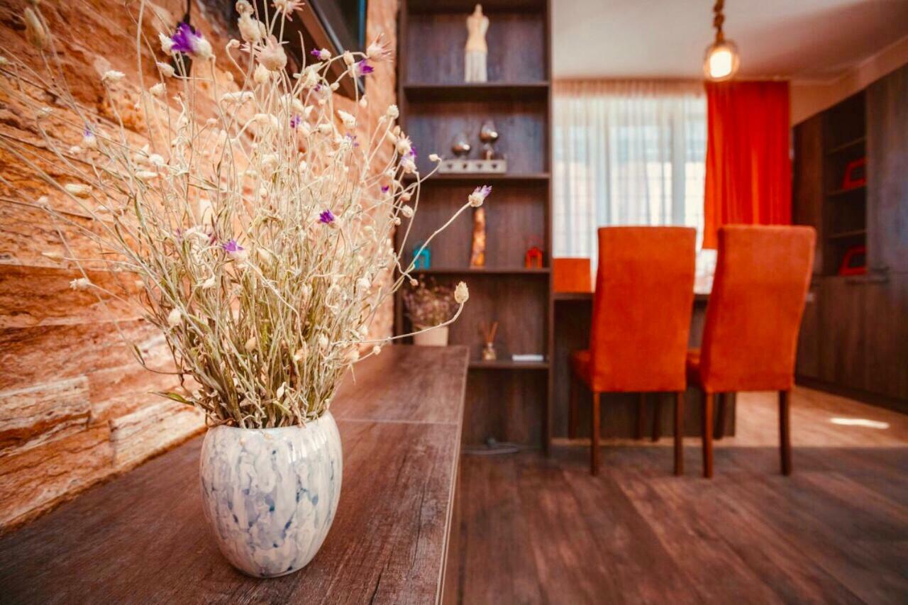 Mariele Apartment In The Heart Of Old Тбилиси Экстерьер фото